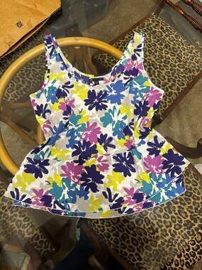 Gap Sleeveless Peplum Tank Top Medium Pink Blue Floral Watercolor